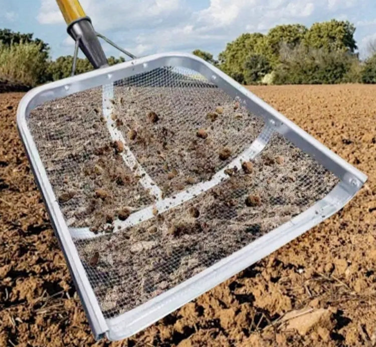 Mesh Soil Sifter/Scoop (handle not included)