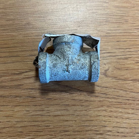 Galvanized T  1/4”